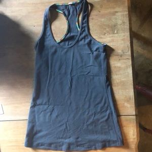 Lululemon top